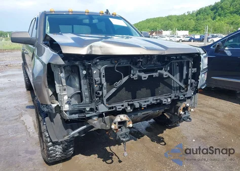 2015 Chevrolet Silverado 1500 2Lt из США, поврежденный, VIN 3GCUKREC1FG515211